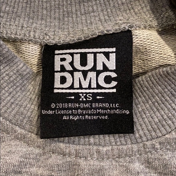 size XS Run Dmc crop top long sleeve - Picture 2 of 3
